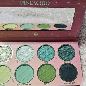 Bh cosmetics pistachio